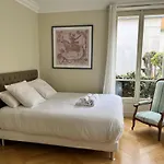 La Villa D\'Auteuil, Paris 16, Renovee