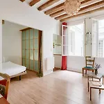 Guestready - Charmant Apt Pour 2 Au Coeur De Paris