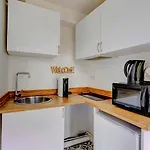 Bluestay 23 - Superb Studio In Paris