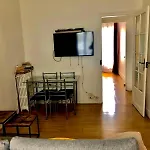 Cosy Apartment In Paris