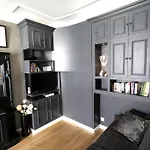 Parisinteriorsrentals - Beautiful Le Marais Notre Dame Appartement