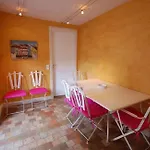 2 Bedroom Apartment-Luxembourg Garden