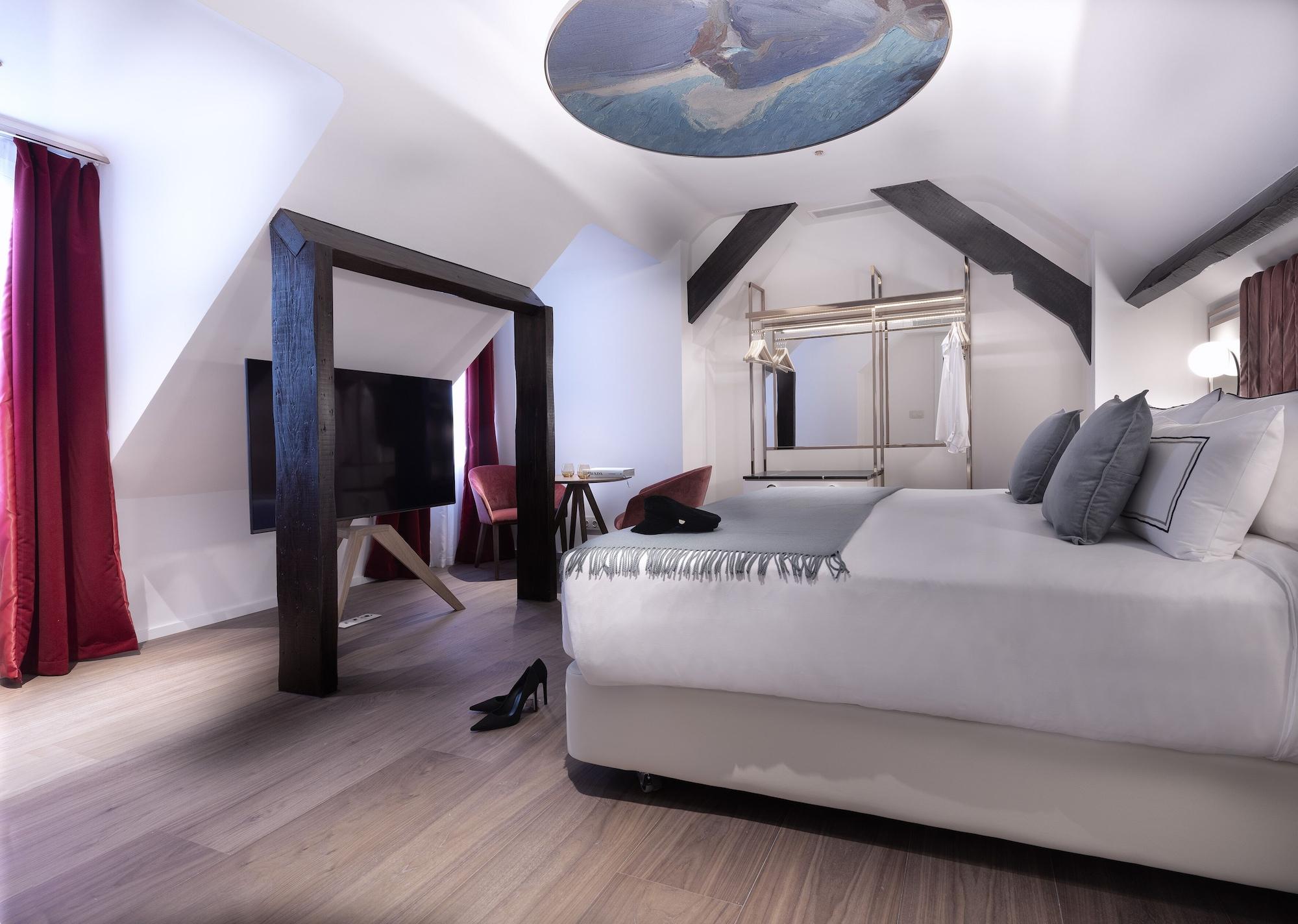 Hotel Maison Colbert Member Of Meliá Collection 5*