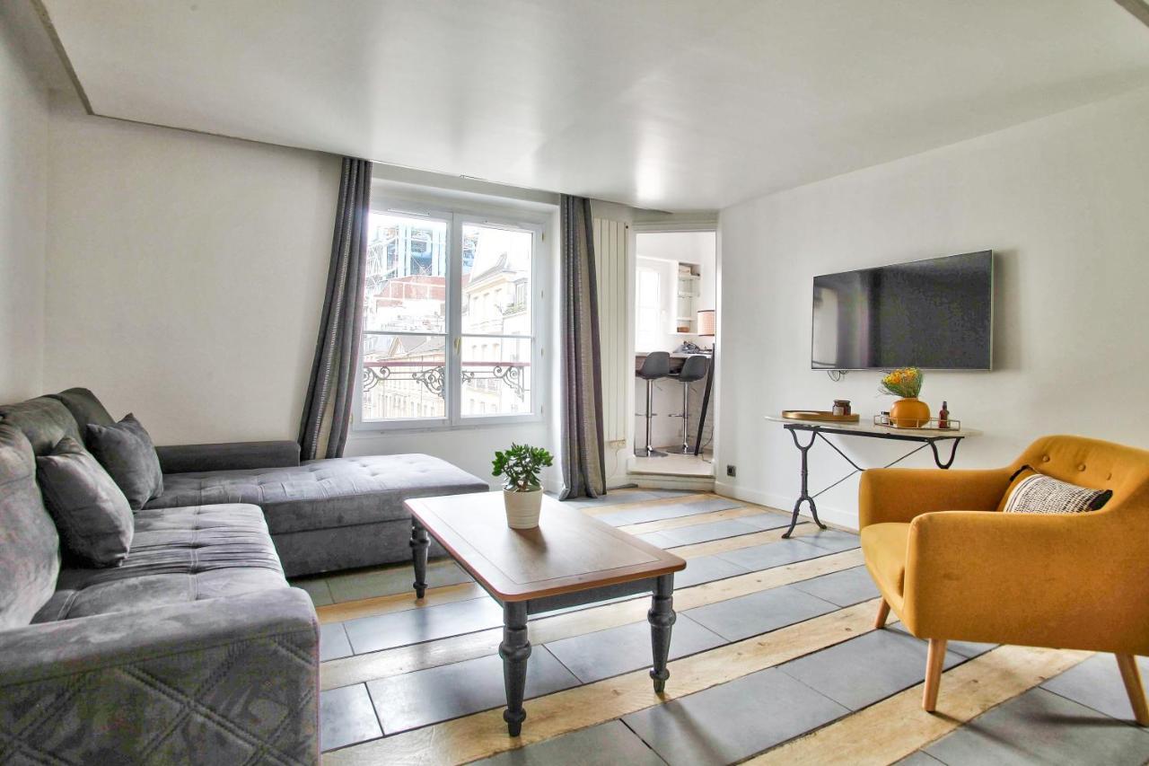 Appartamento 1 Bedroom Le Marais Temple Parigi