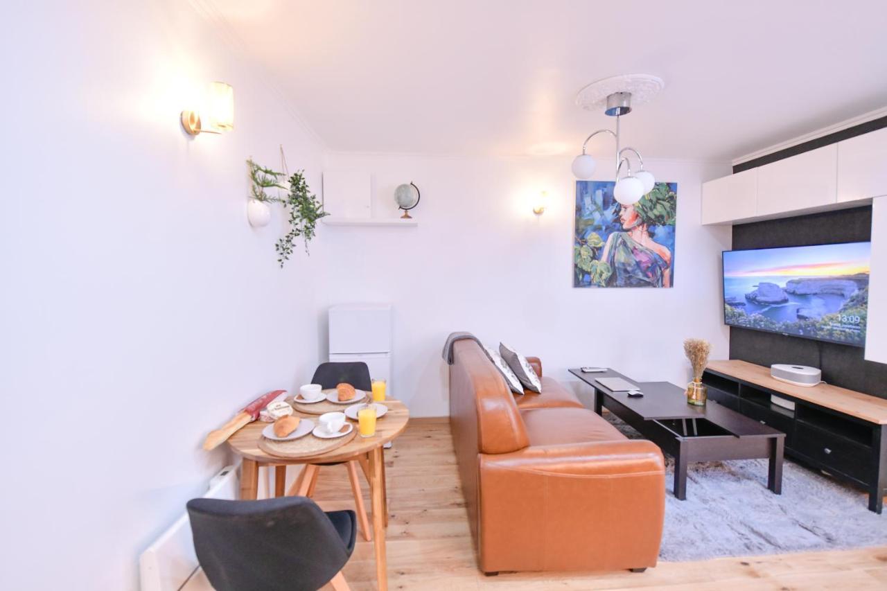 La - Charming 2 Apartment *
