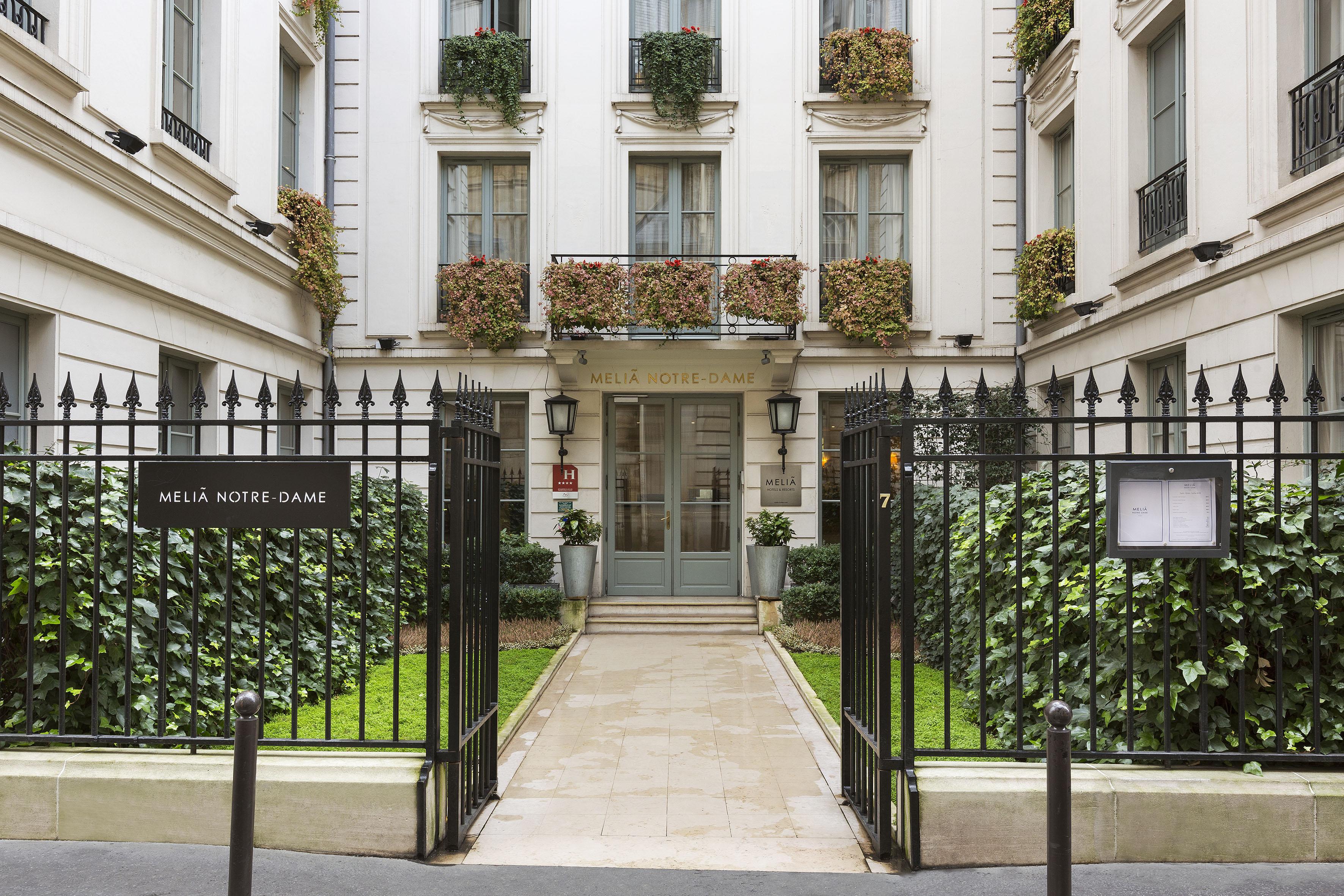 Hotel Maison Colbert Member Of Meliá Collection 5*
