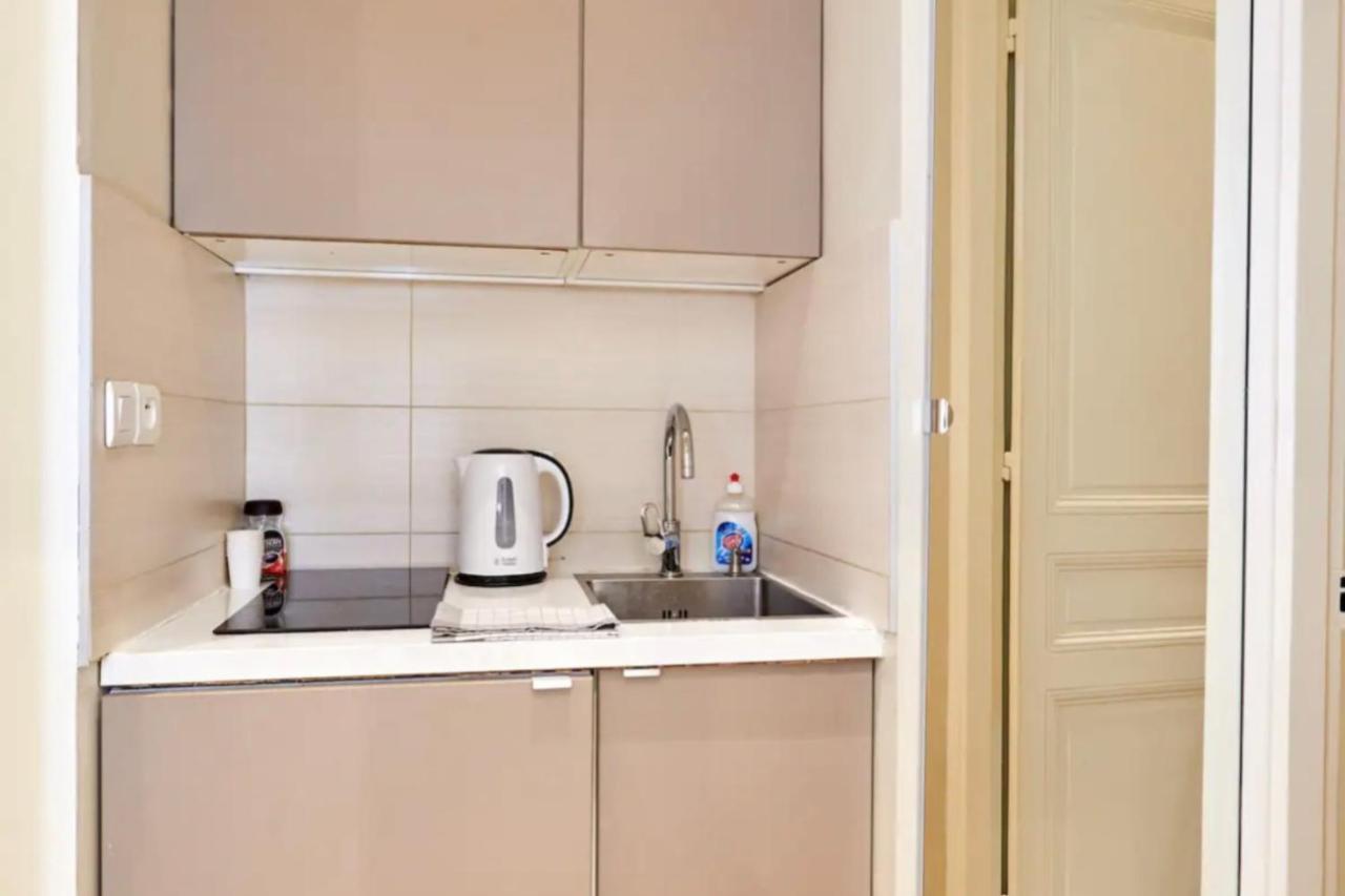 Glamorous Apartment, Excellent Location Appartamento