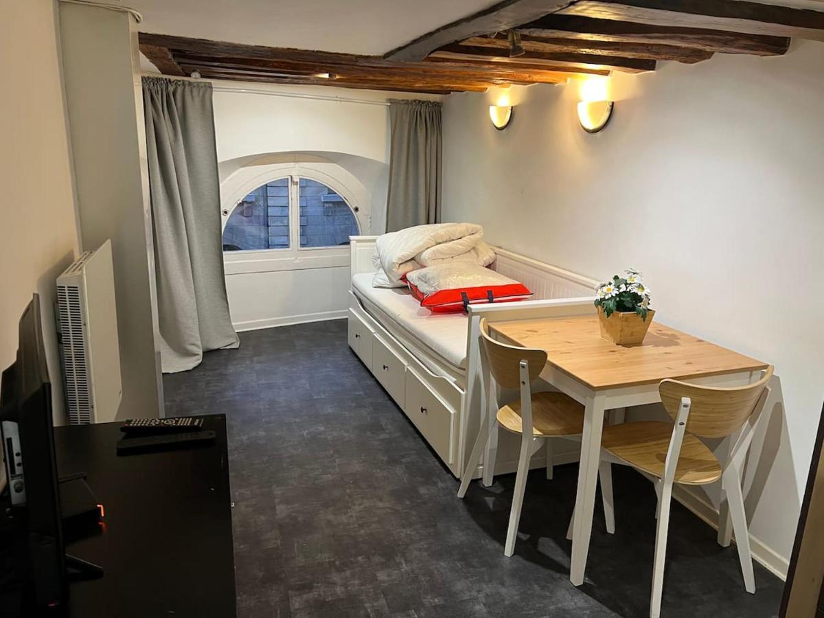 Cosy Arc De Triomphe Champs Elysees Bail Mobilite Parigi