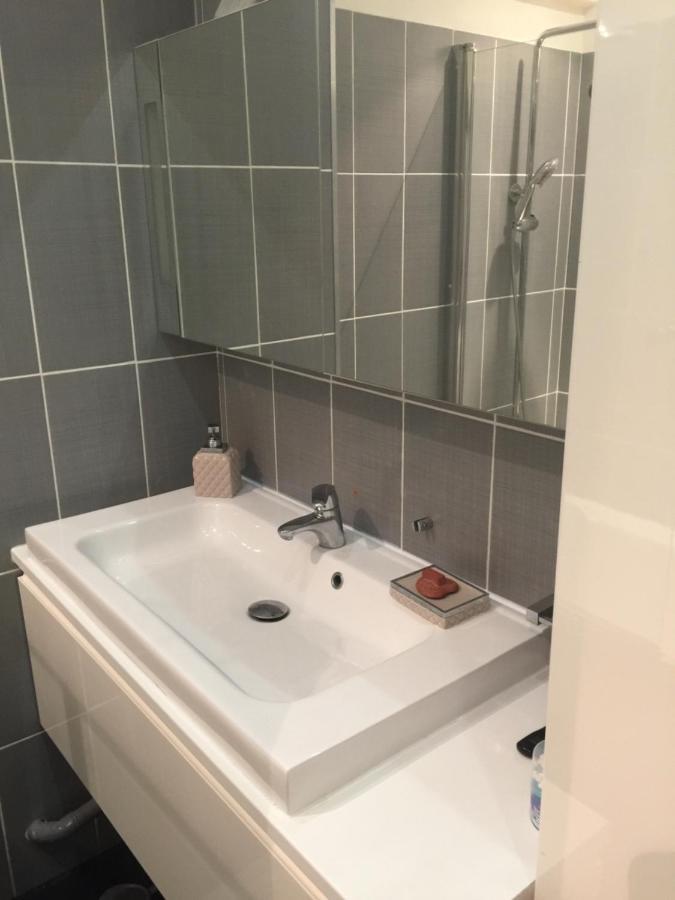 Homestay Private Bedrooms Near Eiffel Tower Paris