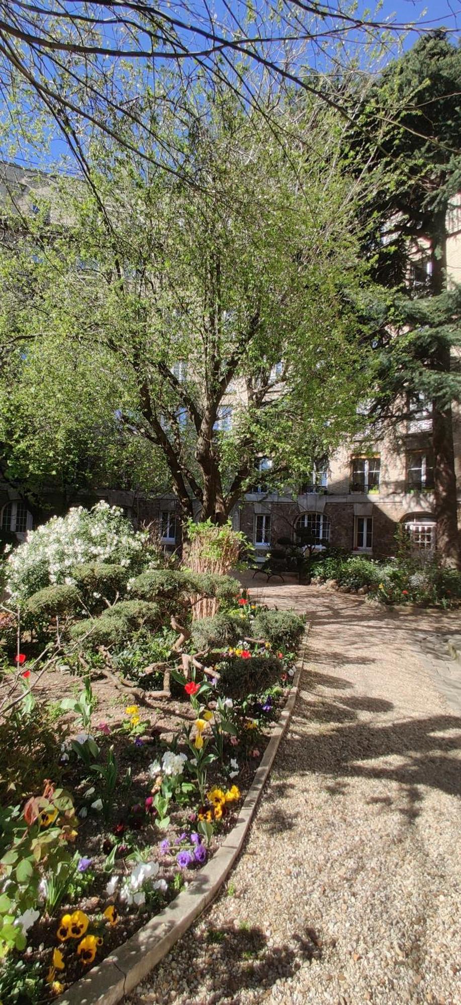 Appartamento Luxueux Sur Jardin *