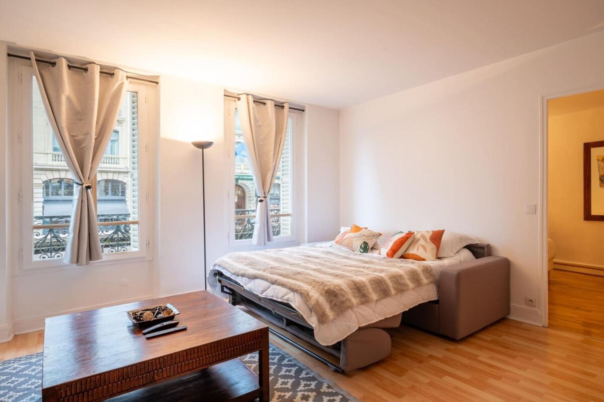 Cosy & Well-connected 1bd Apartmentsaint Lazare Appartamento *