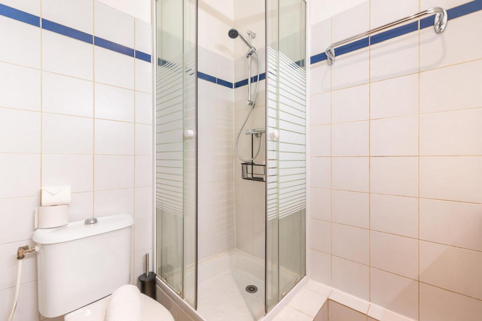 Cosy & Well-connected 1bd Apartmentsaint Lazare Appartamento *