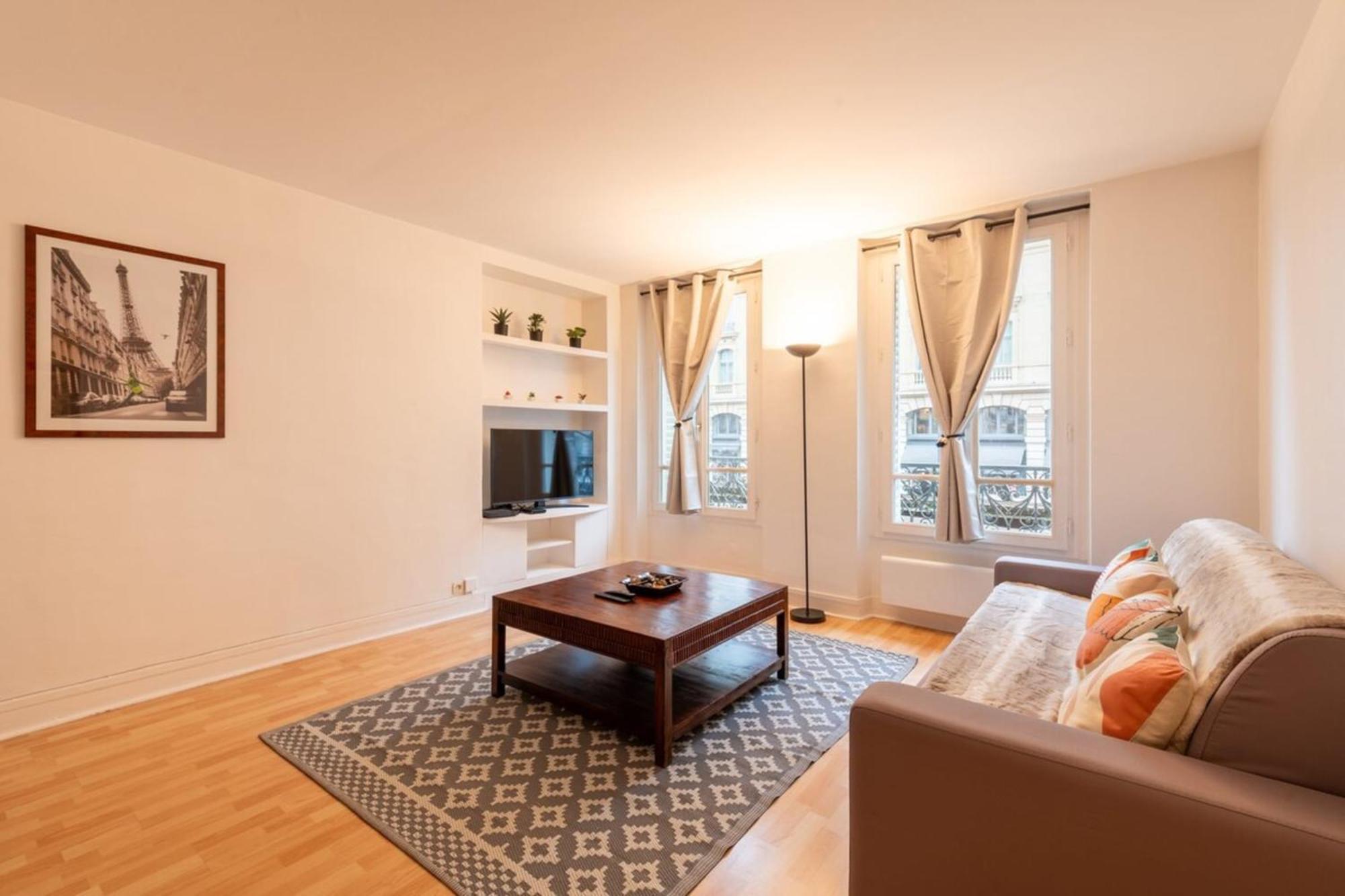 Cosy & Well-connected 1bd Apartmentsaint Lazare Appartamento