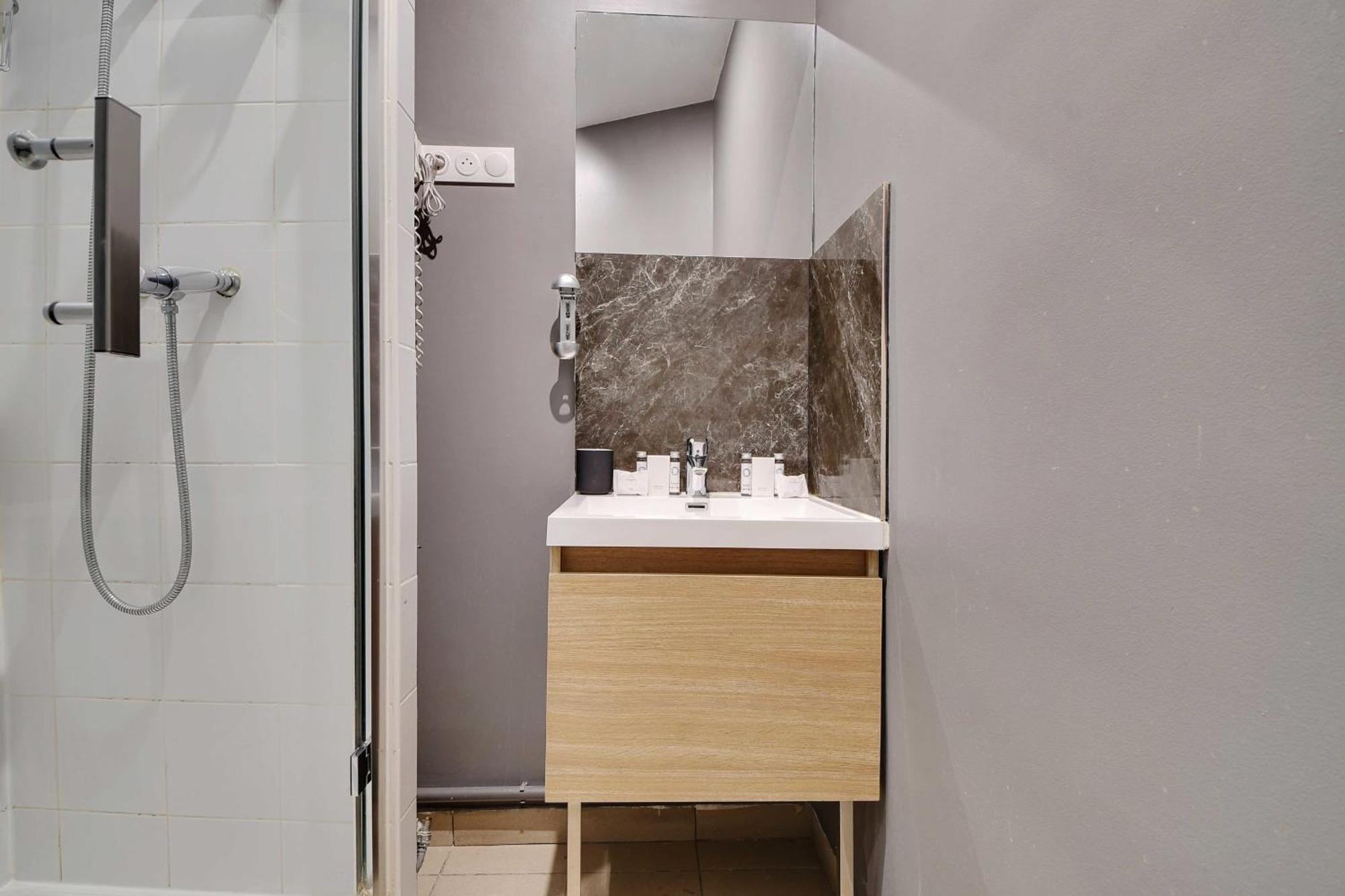 Apartment Republique - Magenta Paris