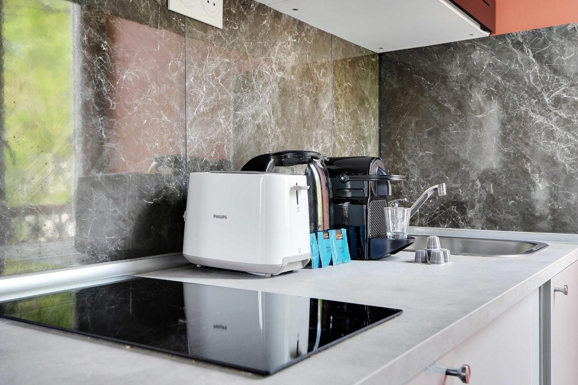Apartment Republique - Magenta