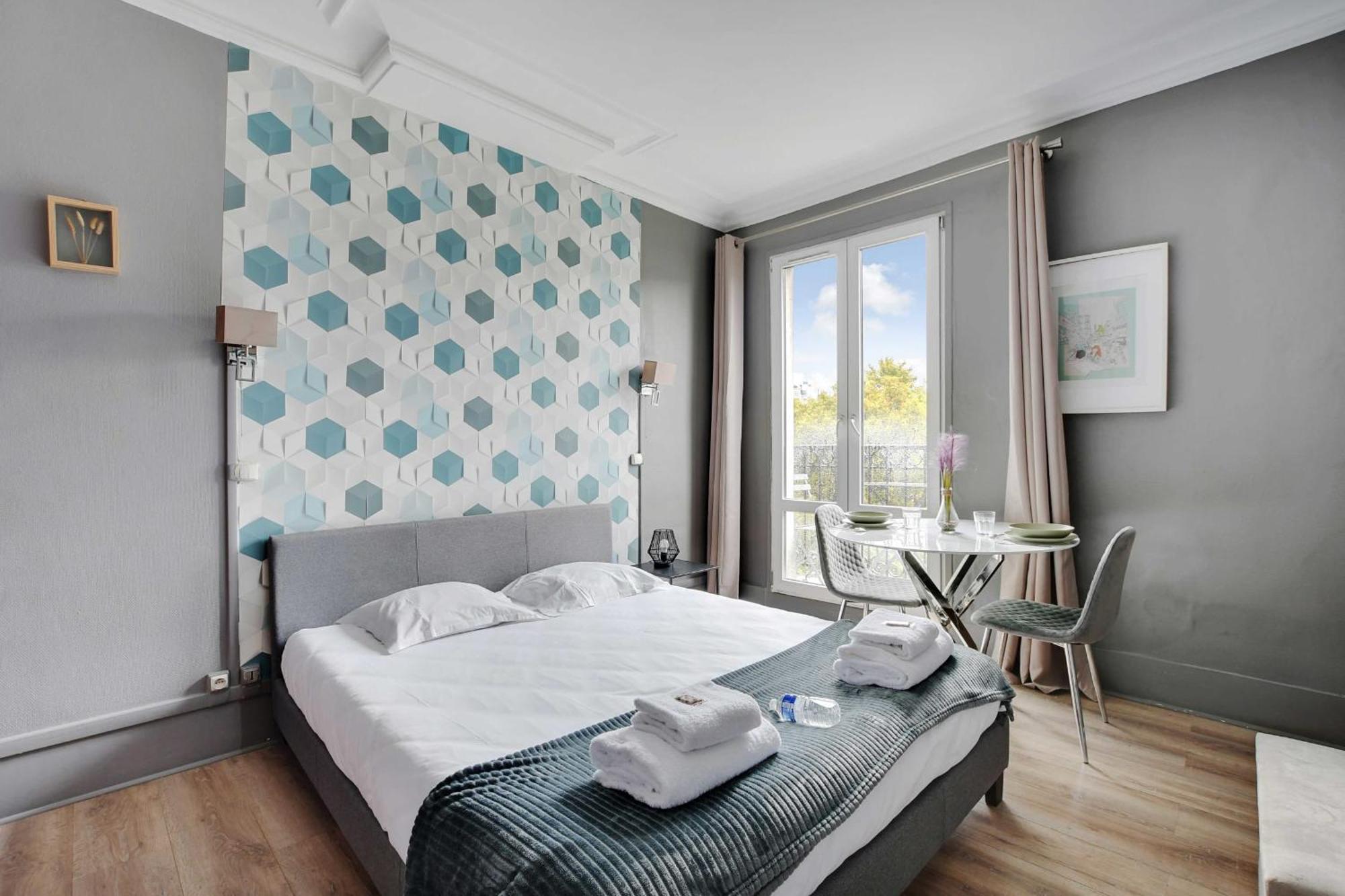 Apartment Republique - Magenta Paris
