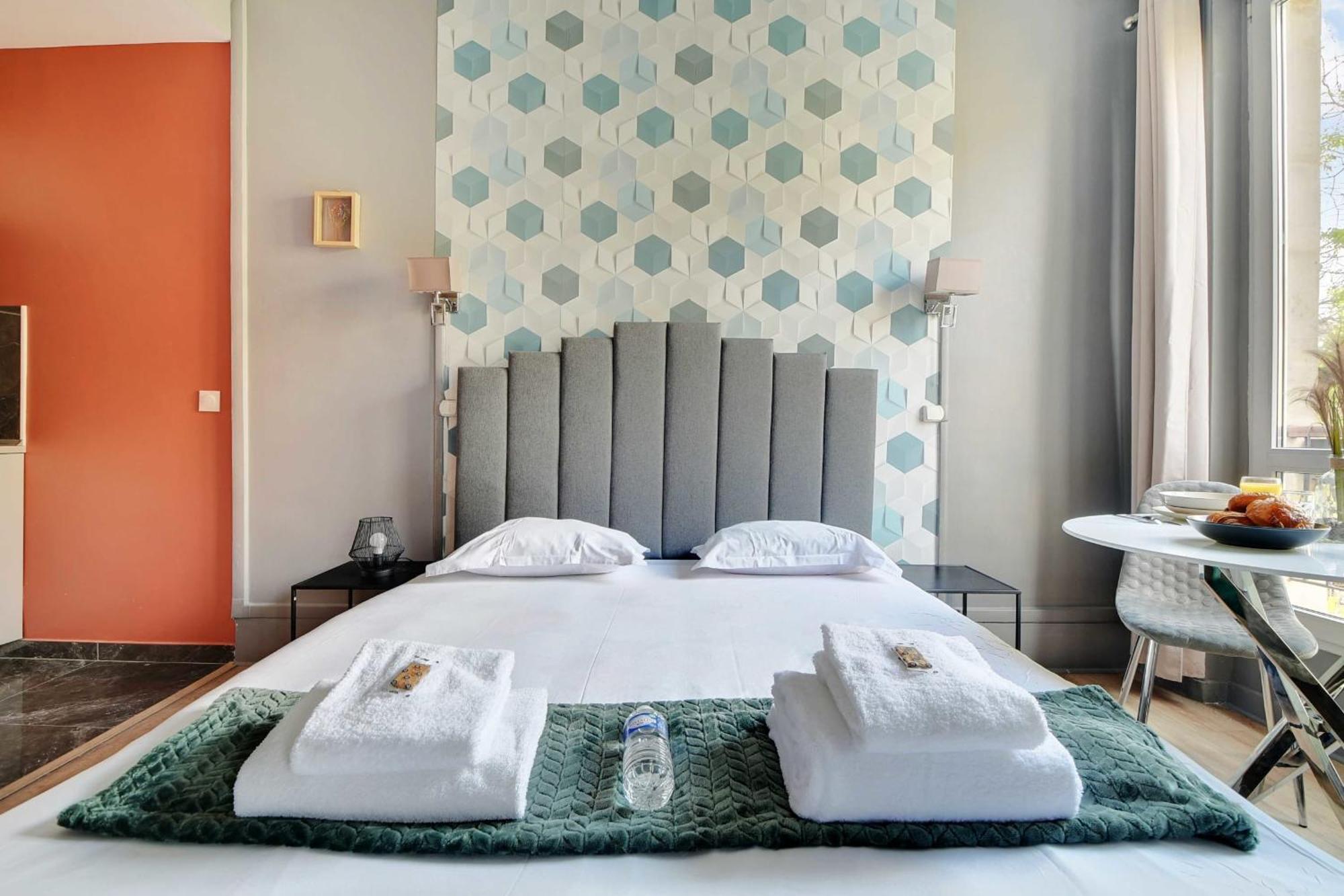 Apartment Republique - Magenta Paris