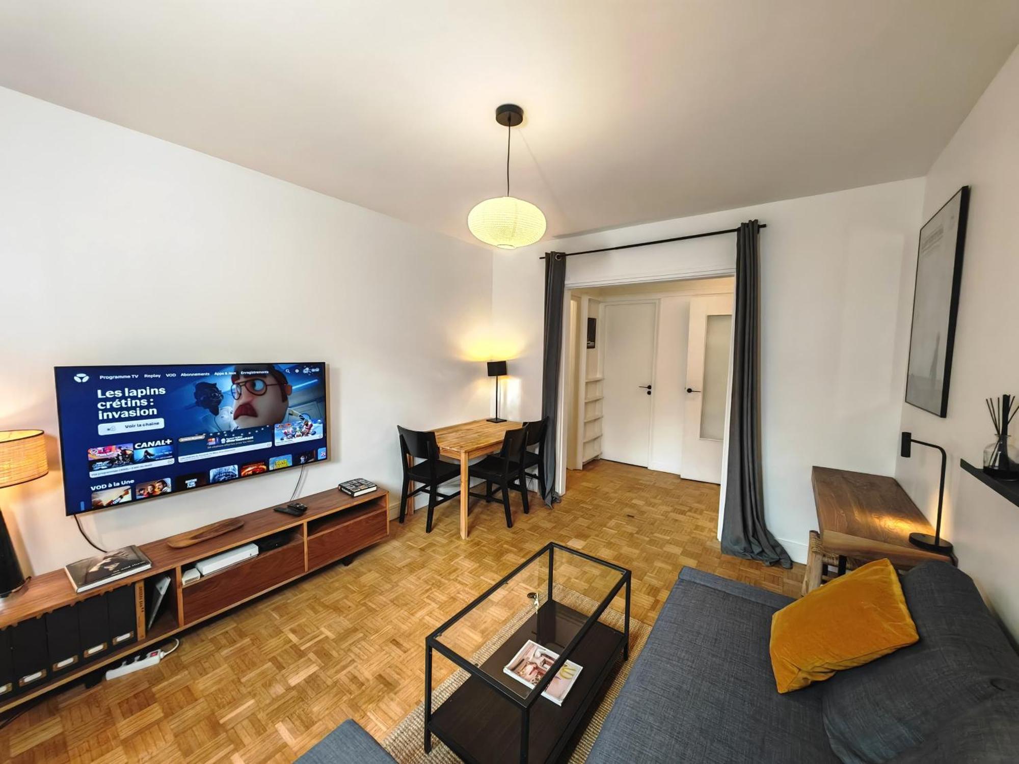 Havre De Paix Aux Buttes Chaumont Apartment *