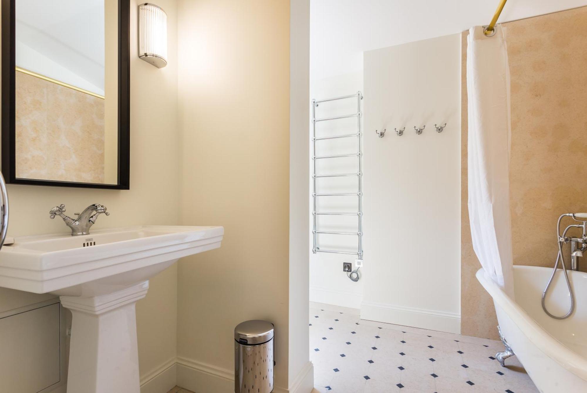 Exceptional - 3br-8p - Pantheon Appartamento