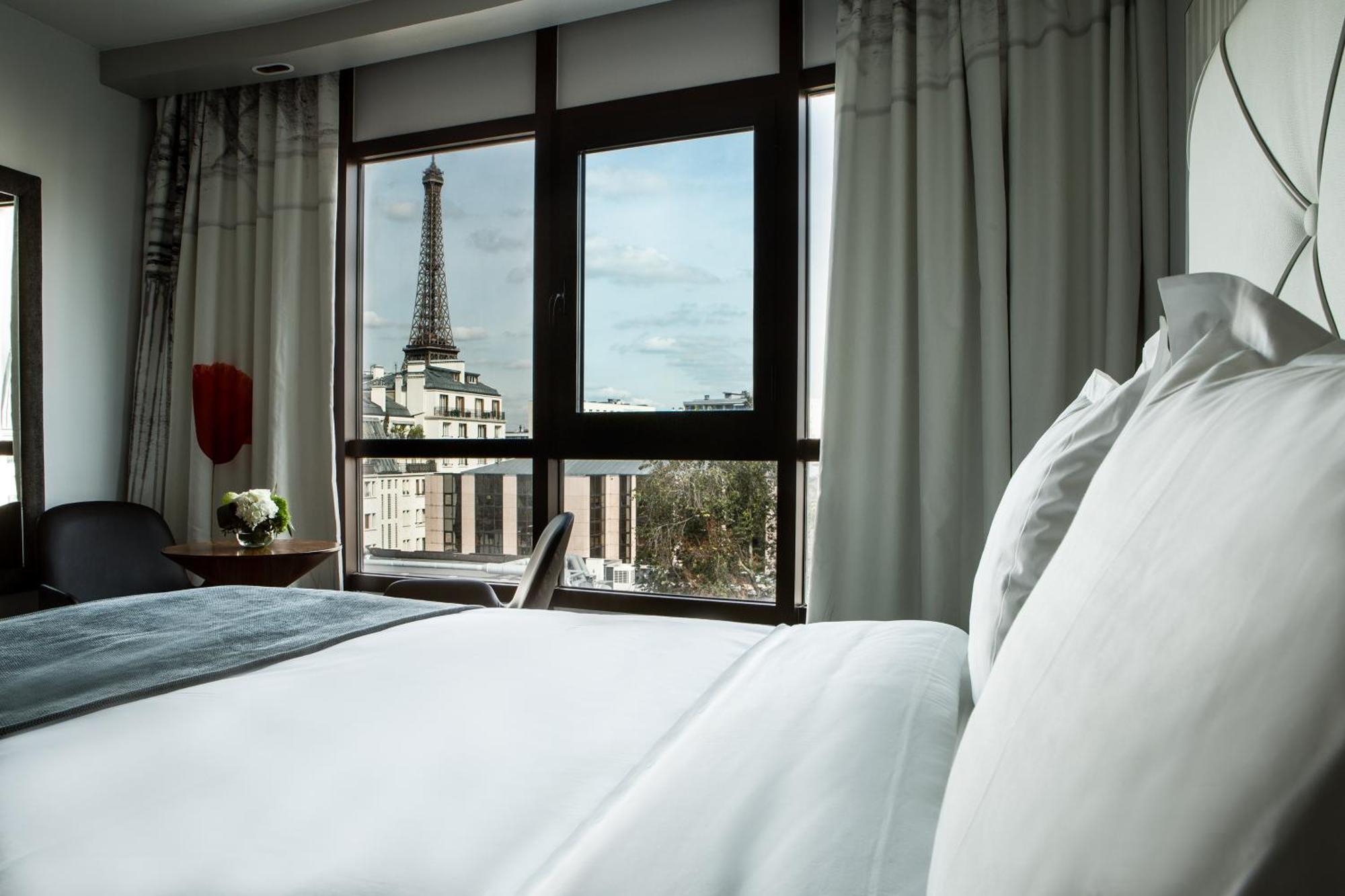 Hotel Le Parisis - Tour Eiffel