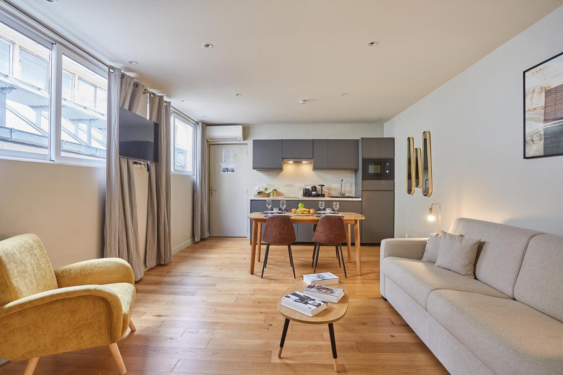 Center Of By Prestige Appartamento