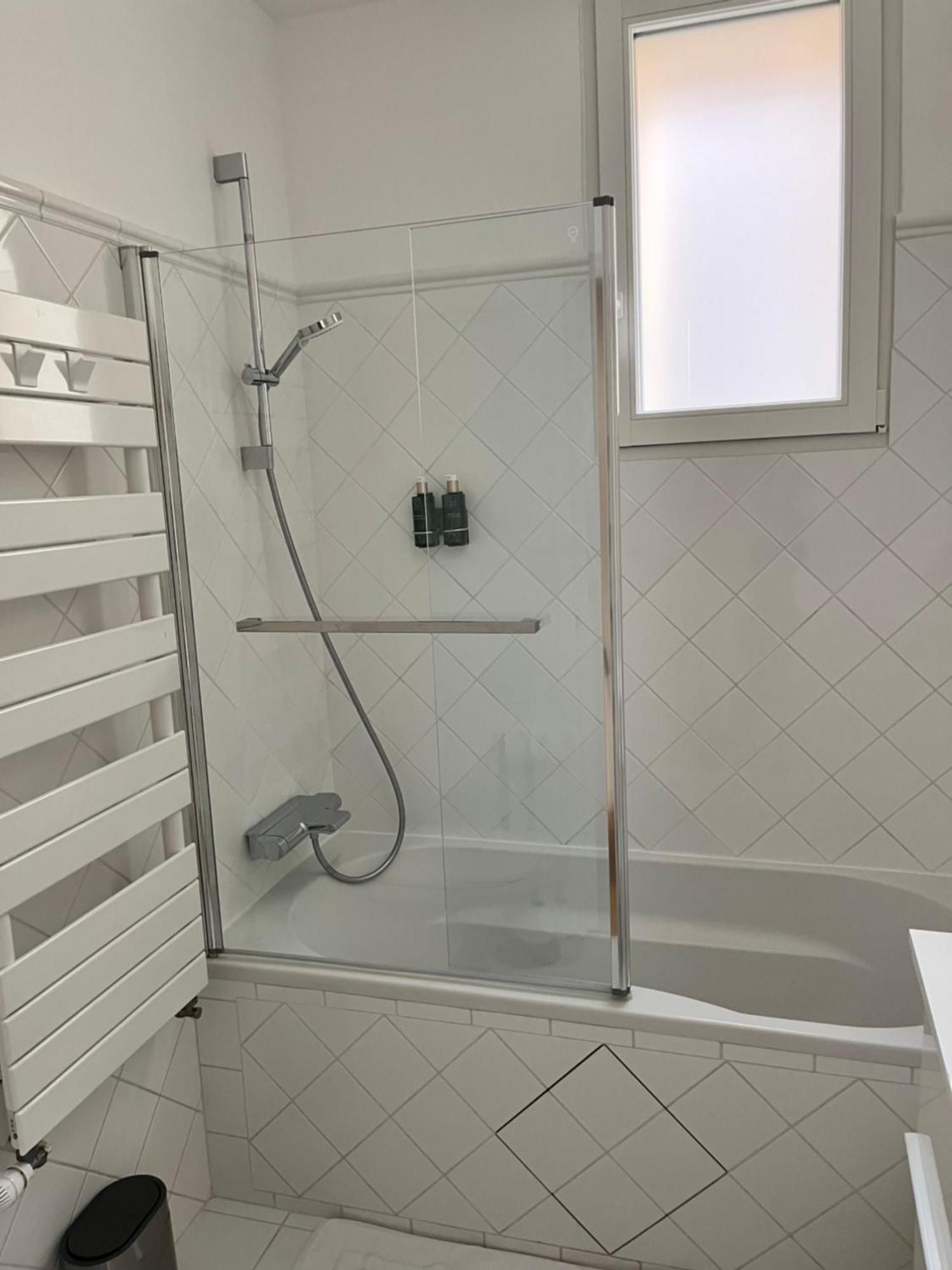 Homestay La D'auteuil, 16, Renovee