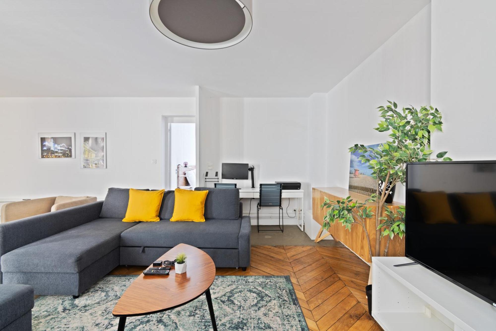 Quartier Notre Dame Apartment *