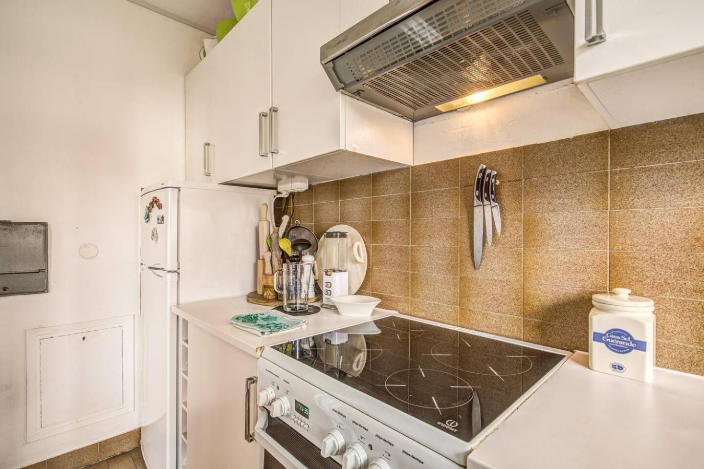 Appartamento Beautiful Big In Rue Saint Parigi
