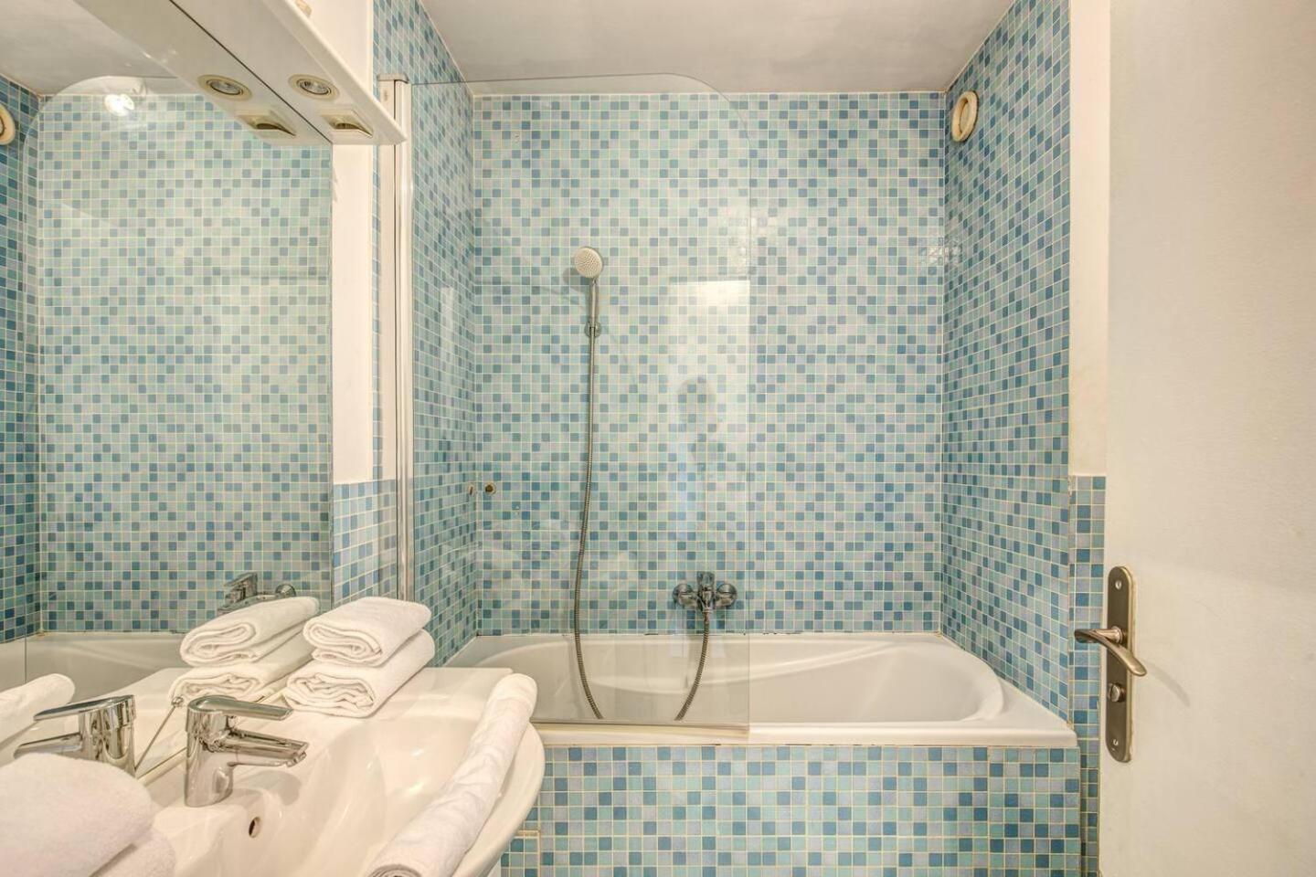 Appartamento Beautiful Big In Rue Saint