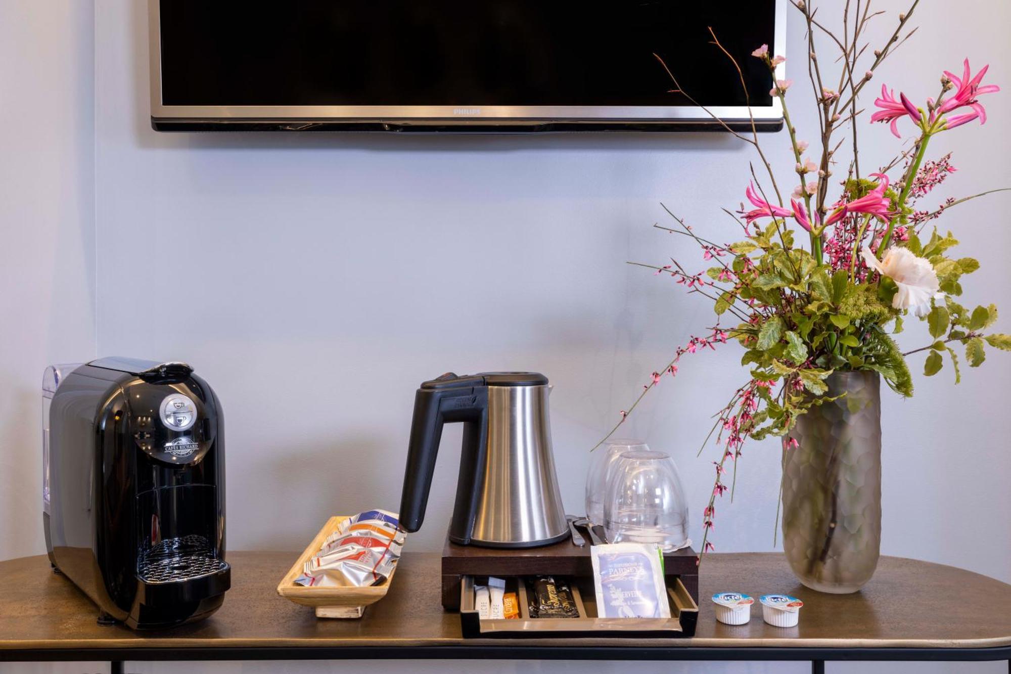 Hotel Le Relais Saint Honore 4*