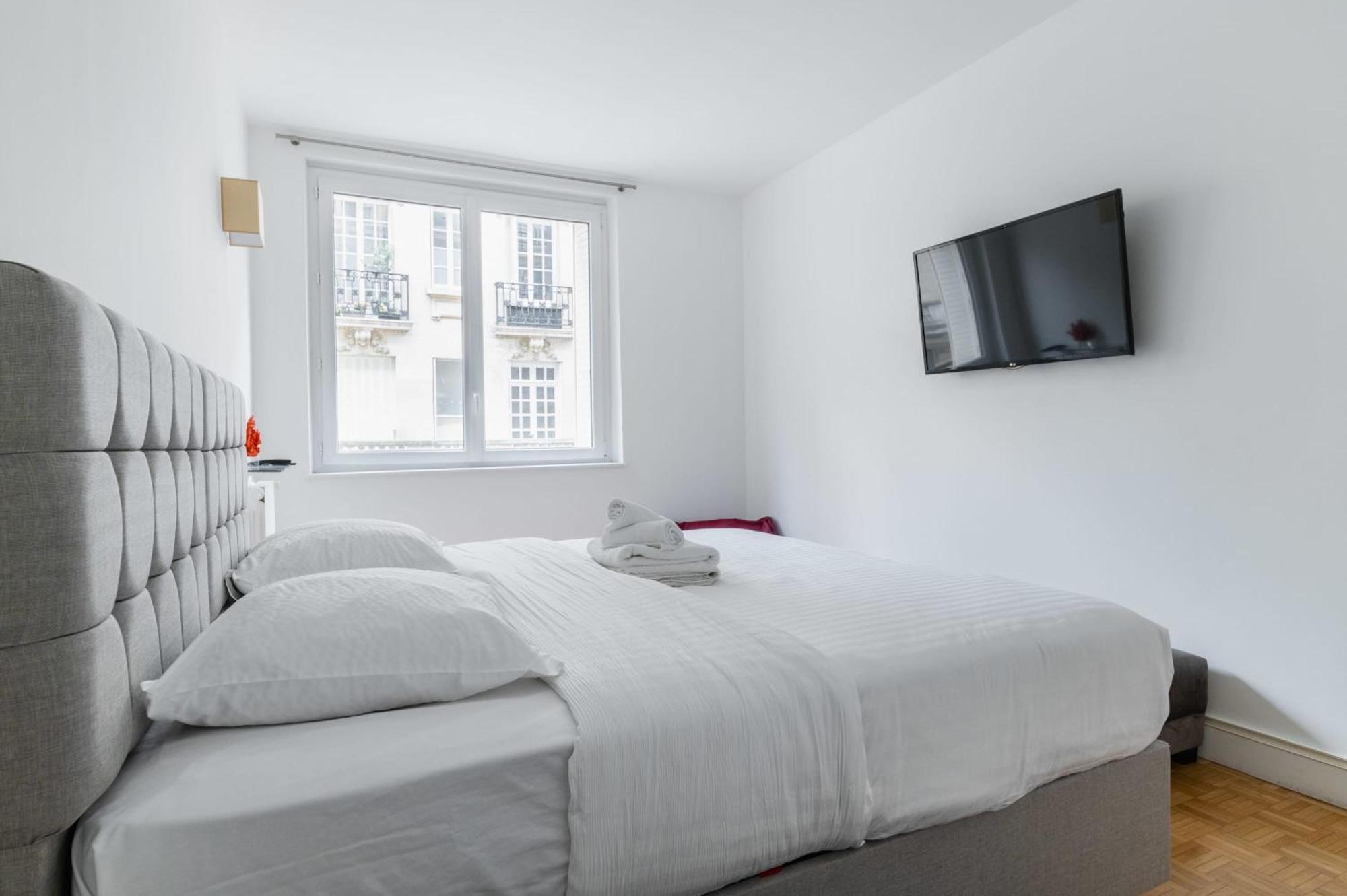 3 Pieces Porte Maillot - 16 - 4p - Flat-guest Appartamento *