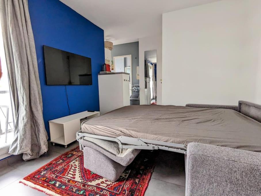 Appartamento Avec Balcon Et Vue Tour Eiffel Parigi