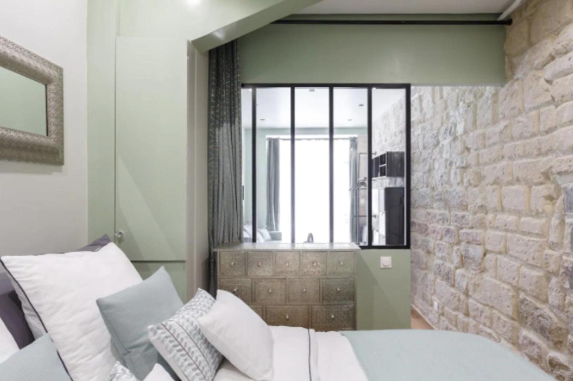 T2 With Wifi Near Montmartre Parigi
