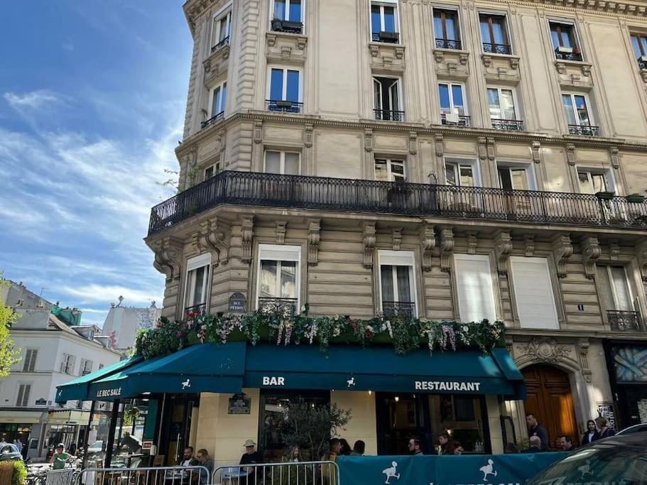 The Chaming Bastille * Paris