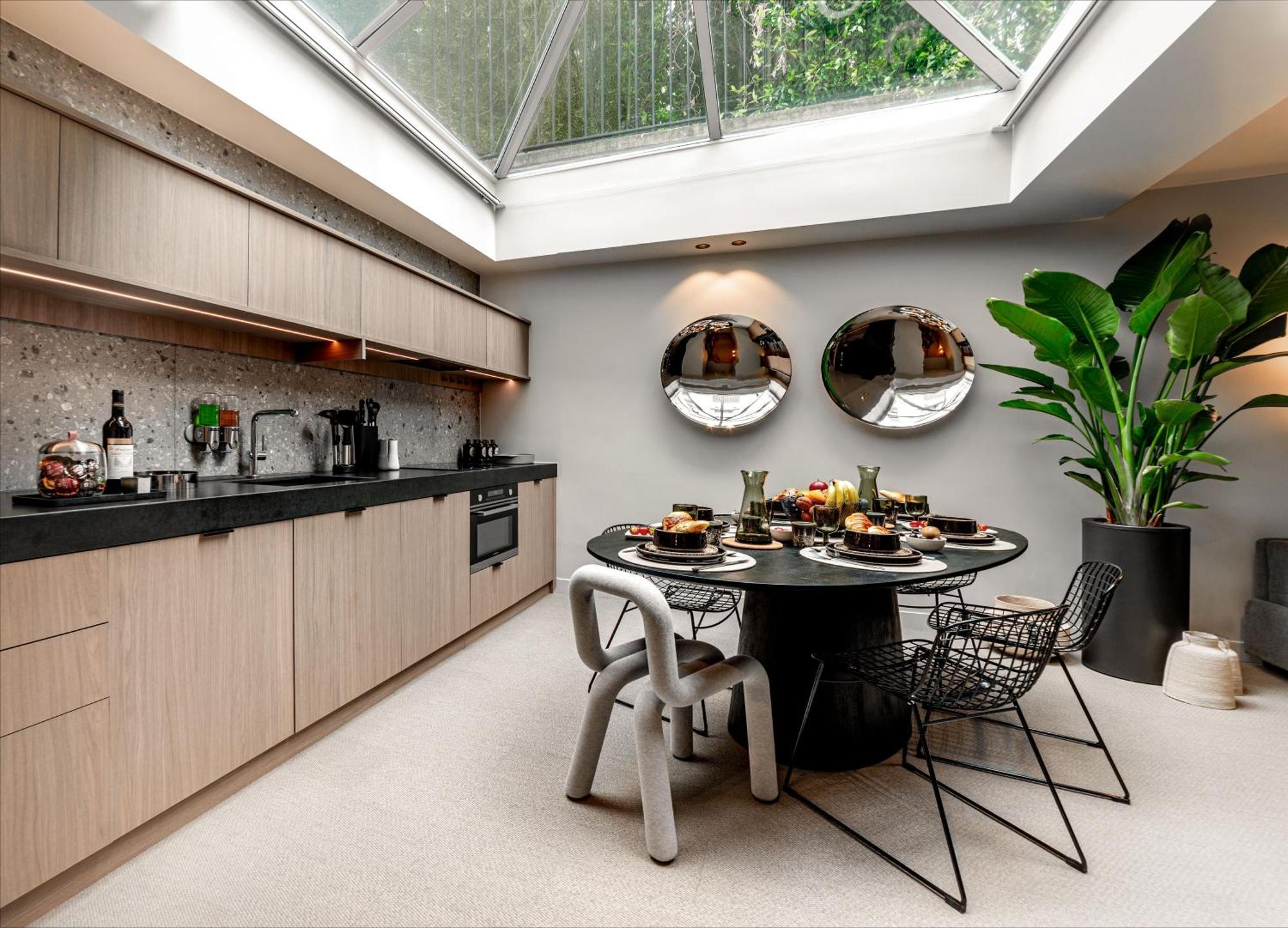 Luxury In Old Marais, 3 Bedroom Patio, Sauna, Fitness Room, Ac Appartamento