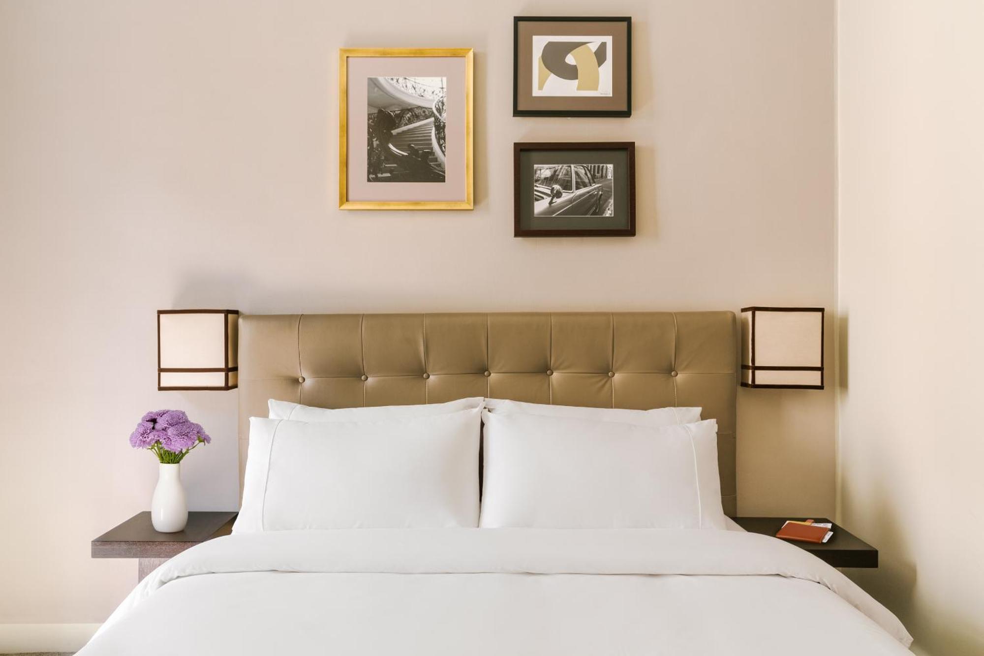 Sonder Le Frochot Hotel
