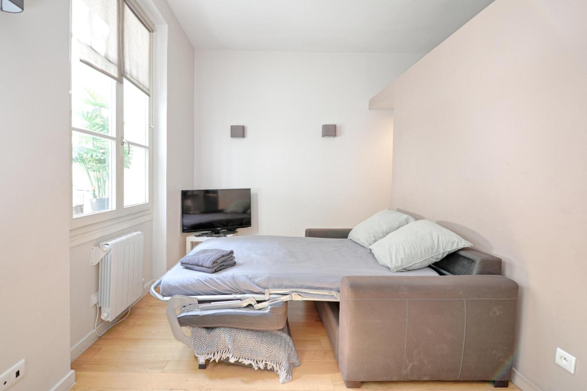 Servandoni - Heart Of Saint Germain Des Pres - Location