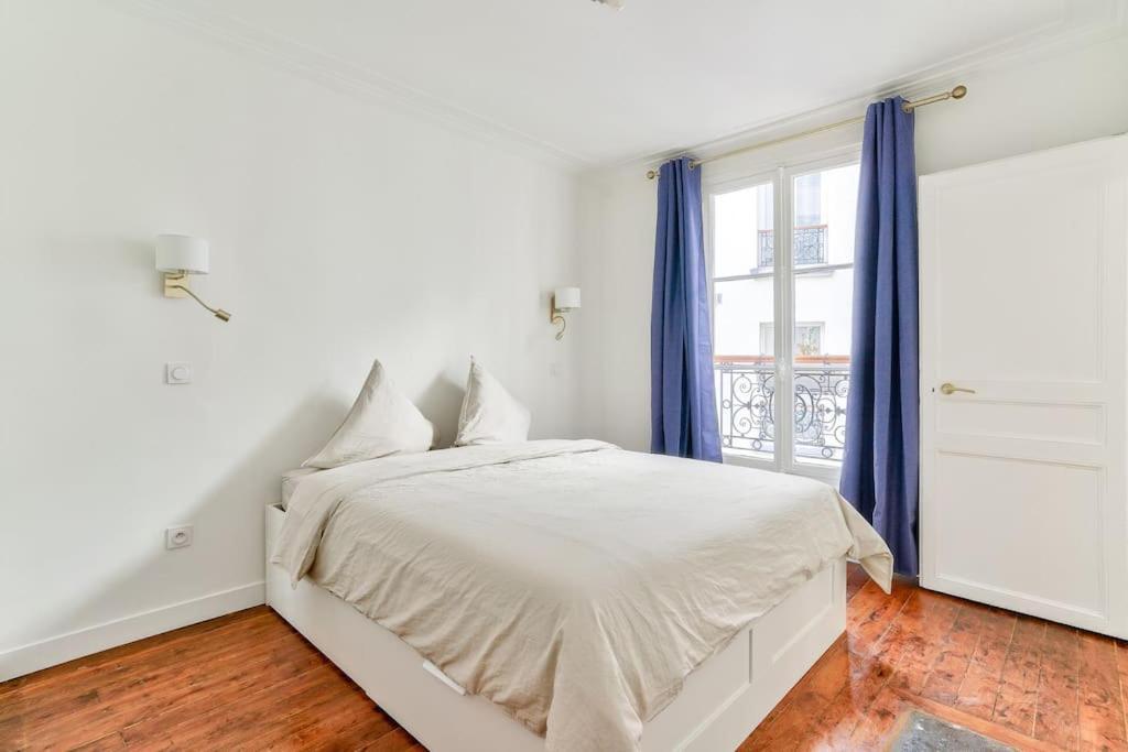 A Montmartre-sacre Coeur Apartment *