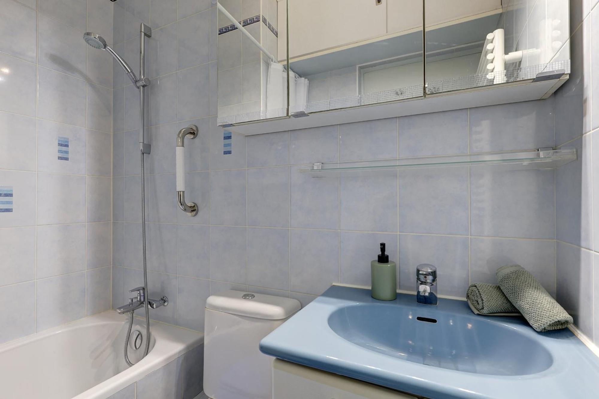 The Heart Of Le Marais - 1br - Cityapartmentstay *