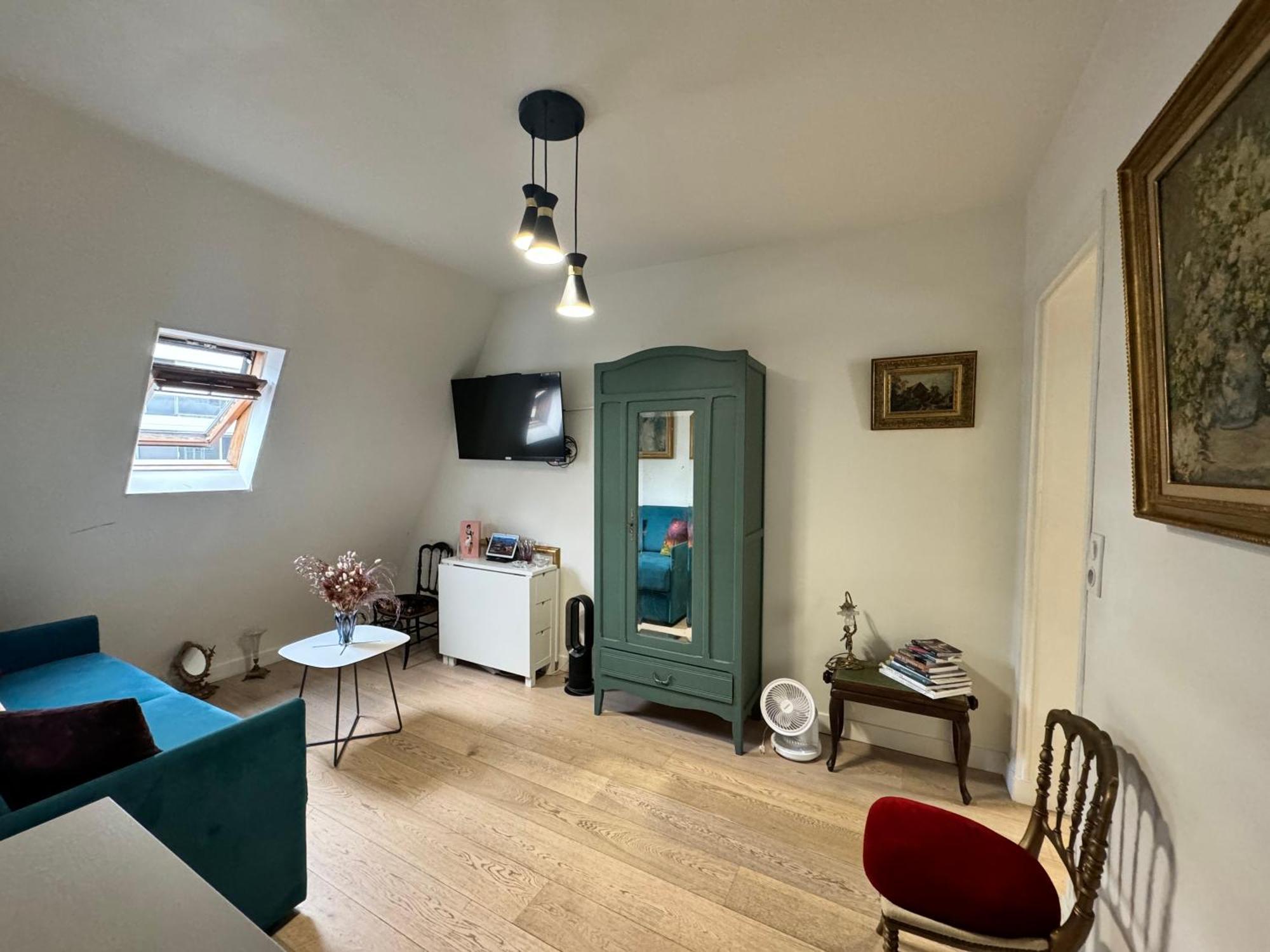 Cosy 5 Minutes Tour Eiffel Parigi