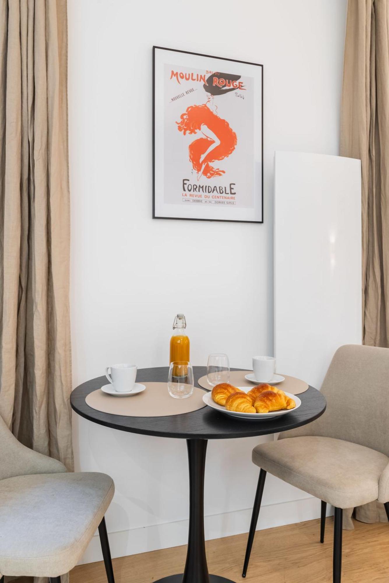 Refait A Neuf Montmartre - 18 - 2p - Flat-guest * Parigi