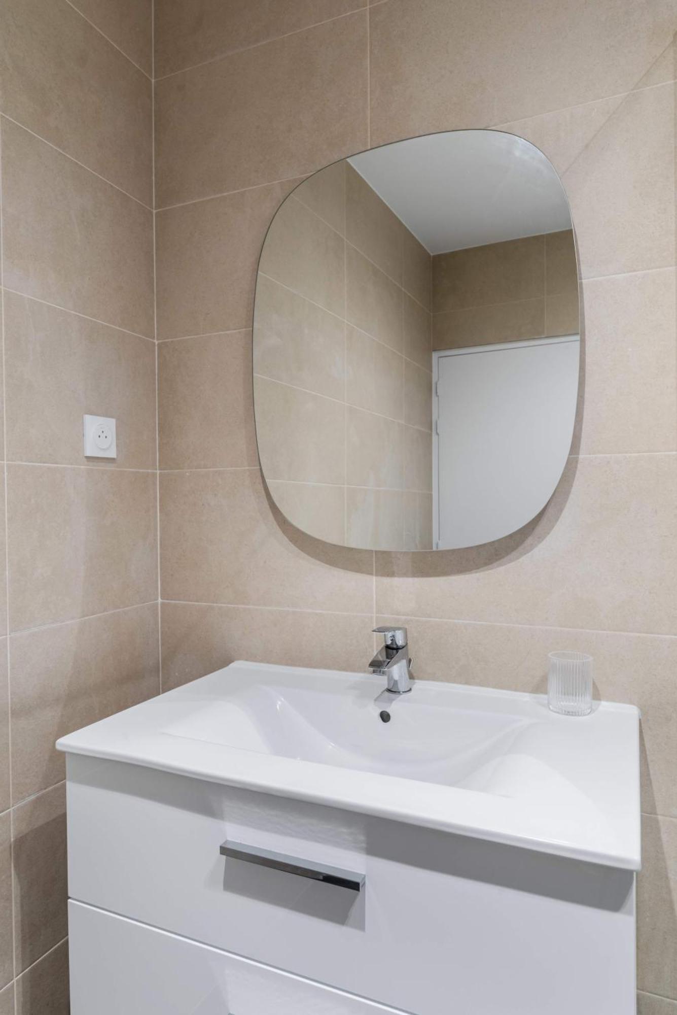 Appartamento Refait A Neuf Montmartre - 18 - 2p - Flat-guest