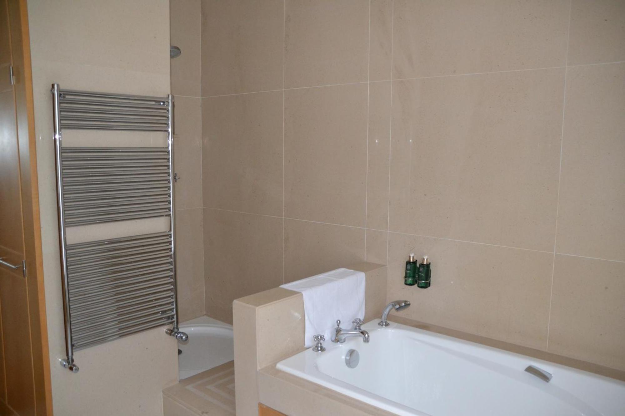 La D'auteuil, 16, Renovee Homestay Paris
