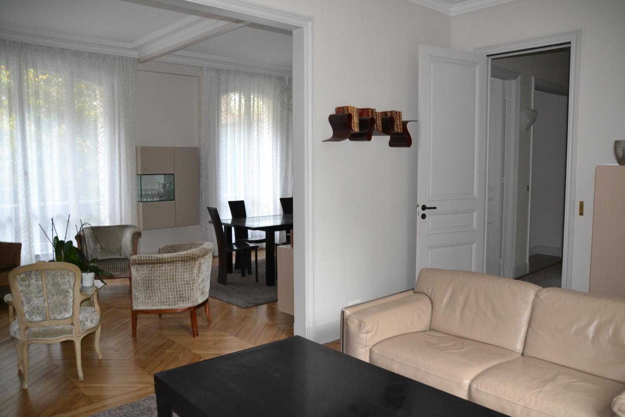 Homestay La D'auteuil, 16, Renovee *
