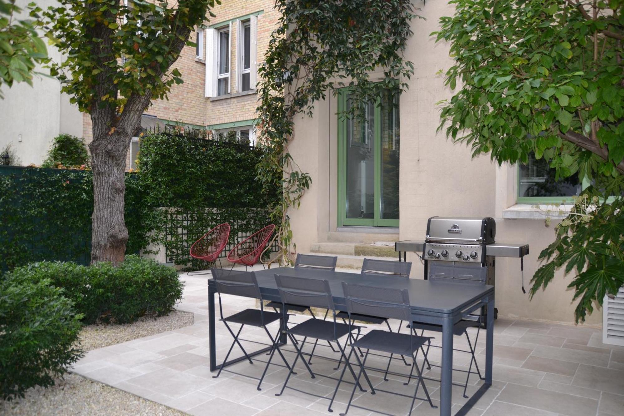 Homestay La D'auteuil, 16, Renovee Paris