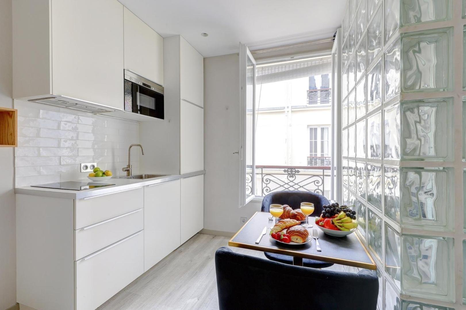 Bnbnook - - Eiffel Tower & Les Invalides Apartment