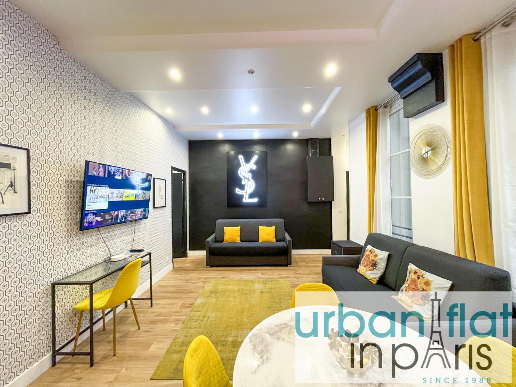 156 - Urban Ysl Flat In Montorgueil Parigi
