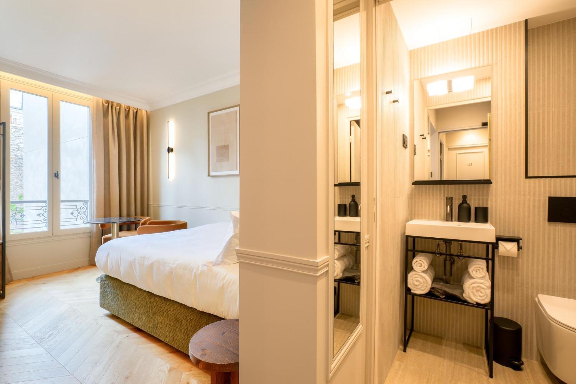 Maison Du Moulin Aparthotel Parigi