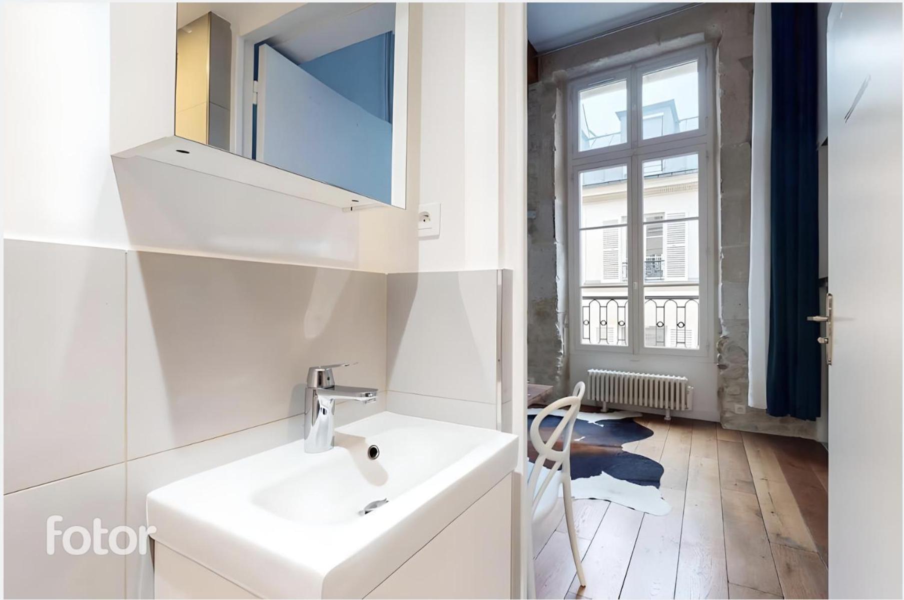 Appartamento Chez Gustave: Clim Calm,saint Paul Marais, 2guests