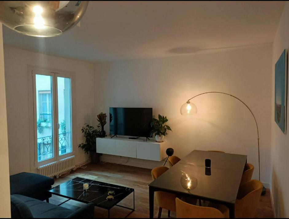 Brand New Flat - Really Calm In